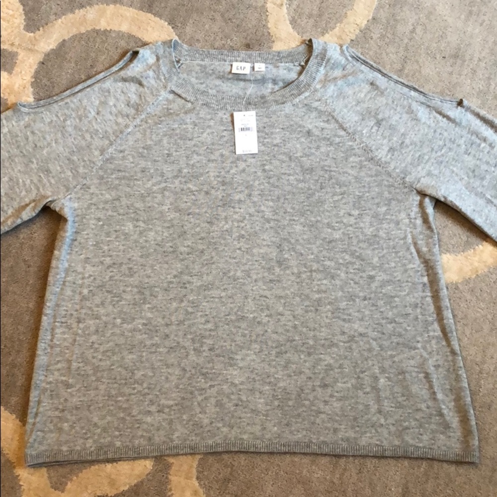 GAP NWT Grey Cold Shoulder lightweight sweater